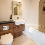 Hotel The Moorings & Restaurant 4*