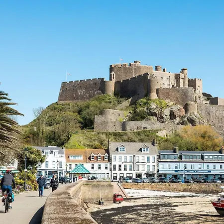 The Moorings & Restaurant