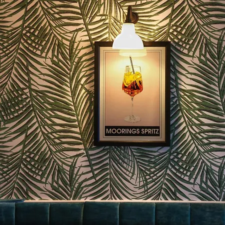 The Moorings & Restaurant Hotel 4*