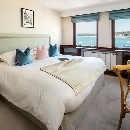 The Moorings & Restaurant