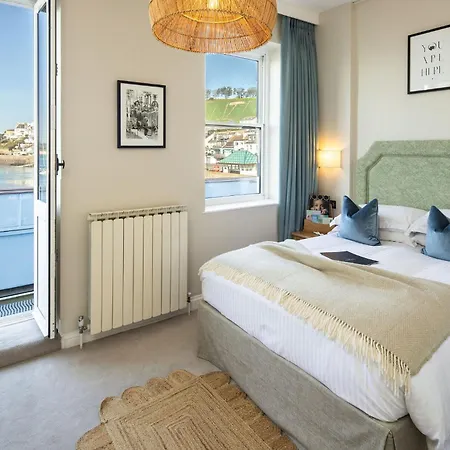 The Moorings & Restaurant Hotel Gorey