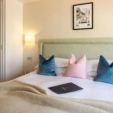 The Moorings & Restaurant Gorey