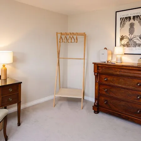 The Moorings & Restaurant Hotel