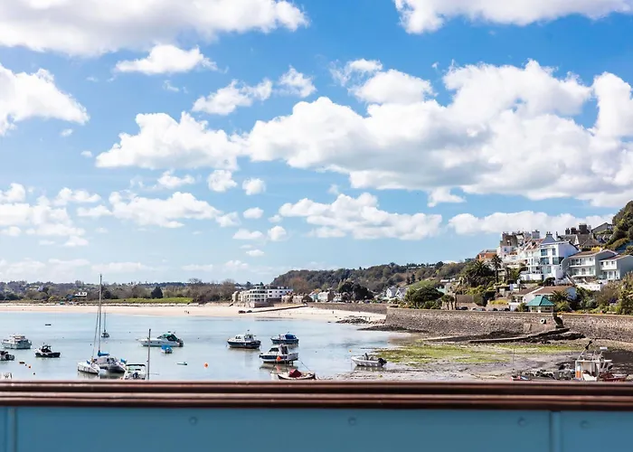 The Moorings & Restaurant Hotel