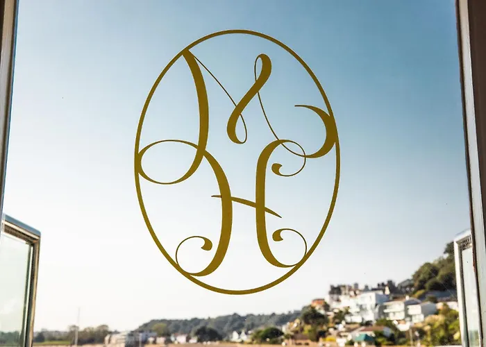 The Moorings & Restaurant Hotel 4*