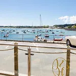 The Moorings & Restaurant 4* 格雷