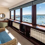 The Moorings & Restaurant