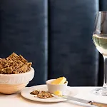 The Moorings & Restaurant 4*