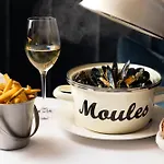 Hotel The Moorings & Restaurant Gorey