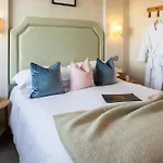 The Moorings & Restaurant 4* 格雷