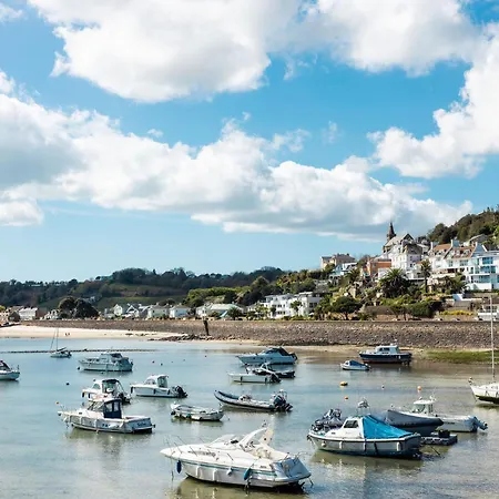 The Moorings & Restaurant