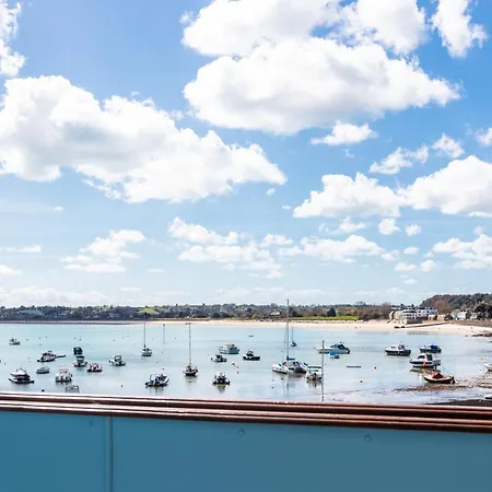 The Moorings & Restaurant Hotel 4*