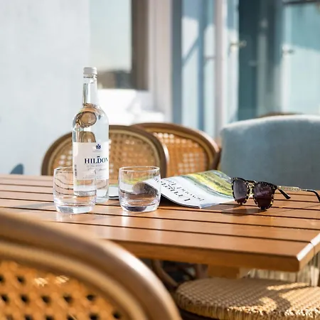 The Moorings & Restaurant ホテル 3*