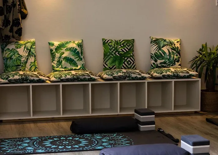 The Moorings & Restaurant Hotel 4*