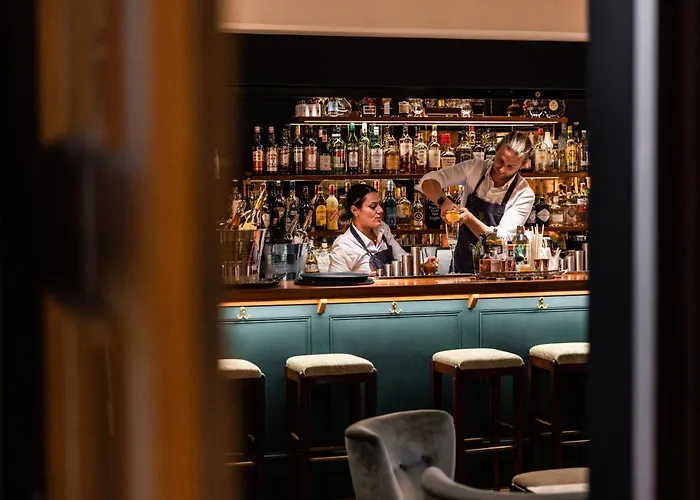 Hotel The Moorings & Restaurant