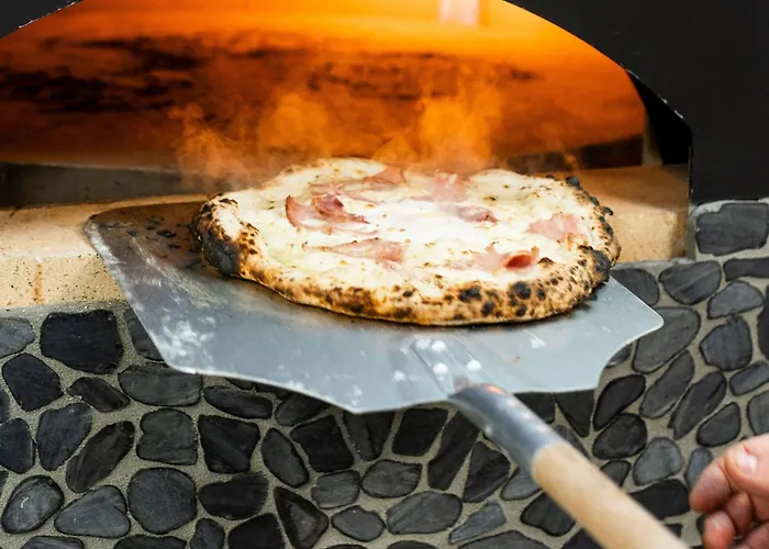 The Moorings & Restaurant 4*